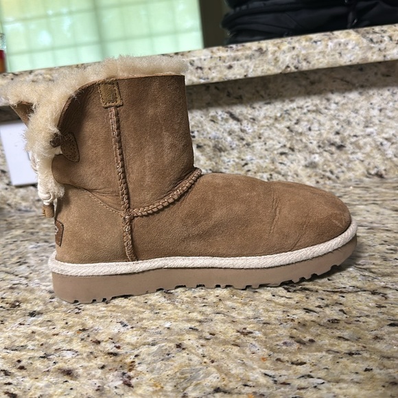 Selene Bailey Bow Limited Edition - Picture 2 of 3